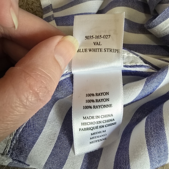 Rails Val Blue White Stripe tie front button up shirt size medium - Picture 14 of 14
